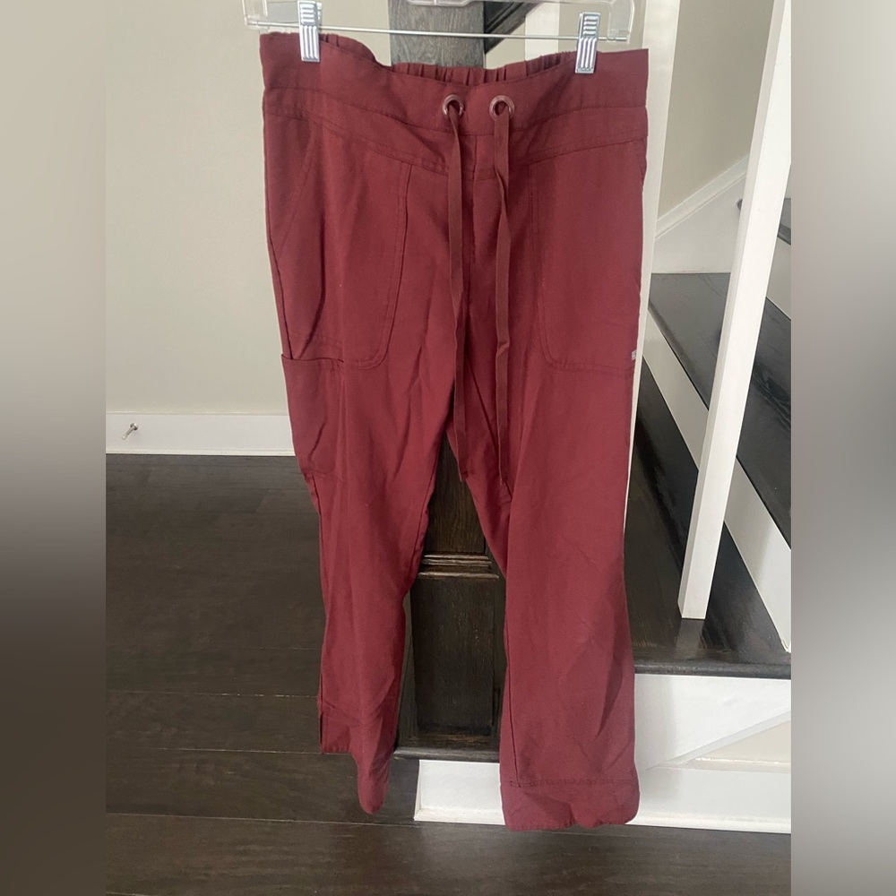Scrub pants